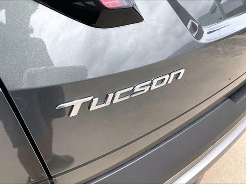 Used 2024 Hyundai Tucson Limited AWD/4WD image 31