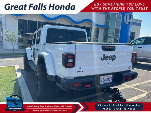 Used 2021 Jeep Gladiator Rubicon w/ Uconnect 4C Nav & Sound Group AWD/4WD image 4