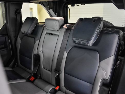 Used 2023 Ford Bronco Outer Banks AWD/4WD image 25