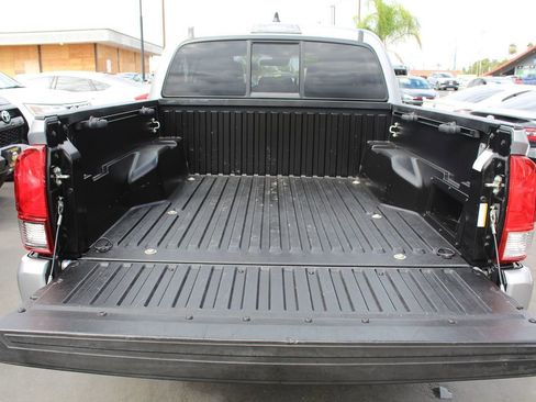 Used 2020 Toyota Tacoma SR w/ SR Convenience Package image 13