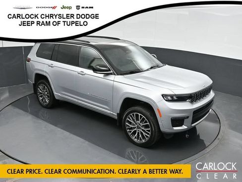 Used 2024 Jeep Grand Cherokee L Summit AWD/4WD image 34