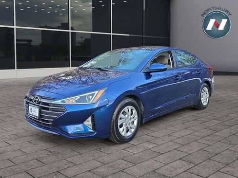 Used 2019 Hyundai Elantra SE image 1