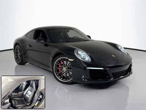 Used 2019 Porsche 911 Carrera S image 2