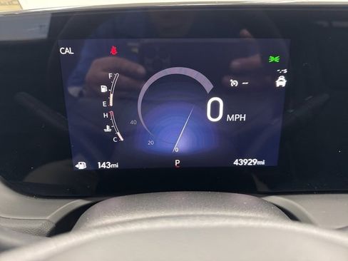 Used 2024 Buick Encore GX Sport Touring image 13