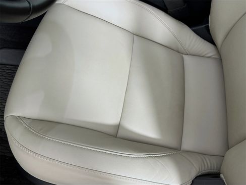 Certified 2025 MAZDA CX-30 AWD 2.5 S w/ Preferred Package image 19