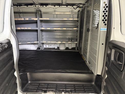 Used 2018 Chevrolet Express 2500 w/ Enhanced Convenience Package RWD image 66