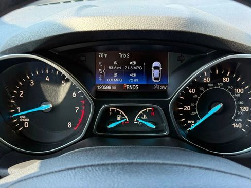 Used 2017 Ford Escape SE image 29