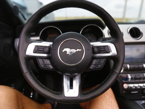 Used 2016 Ford Mustang Premium RWD image 6