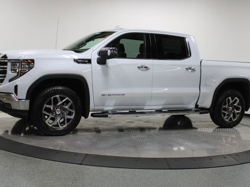 New 2026 GMC Sierra 1500 SLT w/ SLT Premium Plus Package image 6