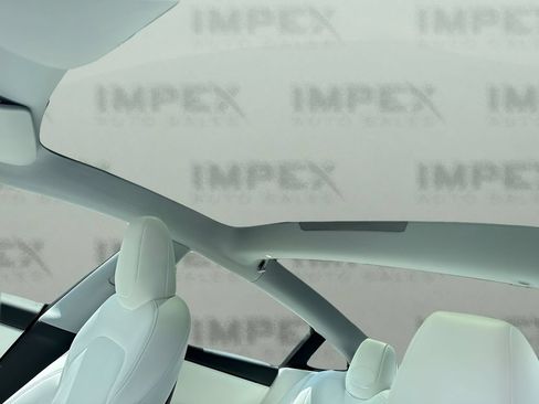 Used 2024 Tesla Model 3 Standard Range RWD image 11
