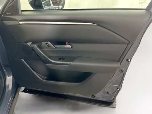 Used 2025 MAZDA CX-50 AWD 2.5 S w/ Premium Package image 34