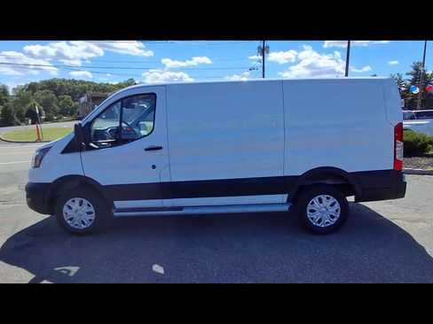 Certified 2025 Ford Transit 250 Low Roof w/ Exterior Upgrade Package RWD image 5