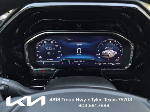 Used 2024 Chevrolet Silverado 1500 High Country w/ High Country Premium Package AWD/4WD image 35