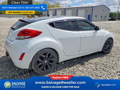 Used 2013 Hyundai Veloster w/ Style Pkg FWD image 4