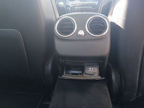 Used 2016 Mercedes-Benz C 300 4MATIC Sedan image 13