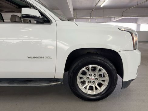 Used 2019 GMC Yukon XL SLT w/ Open Road Package image 11