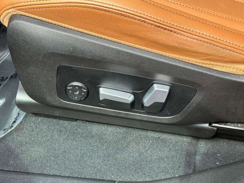 Used 2023 BMW X4 M40i w/ Premium Package image 19