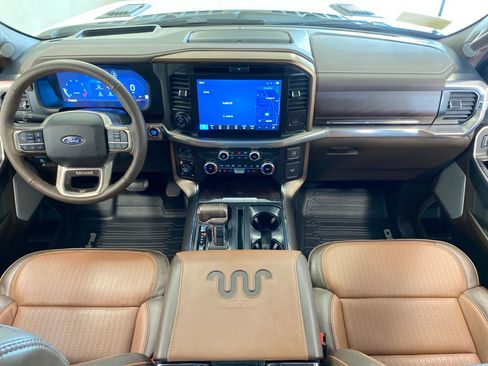 Used 2025 Ford F150 King Ranch AWD/4WD image 12