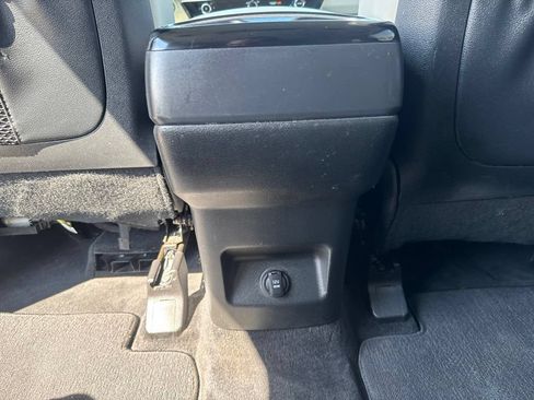 Used 2020 Kia Telluride S w/ S 8 Passenger Seating Package FWD image 21