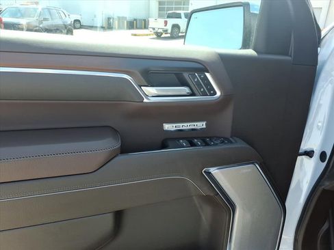 New 2026 GMC Sierra 1500 Denali w/ Denali Reserve Package image 14