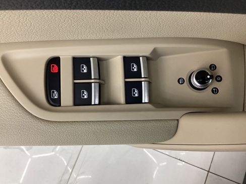 Used 2018 Audi Q5 2.0T Premium image 38