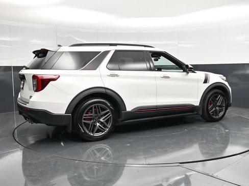 Used 2021 Ford Explorer ST w/ Equipment Group 401A AWD/4WD image 2