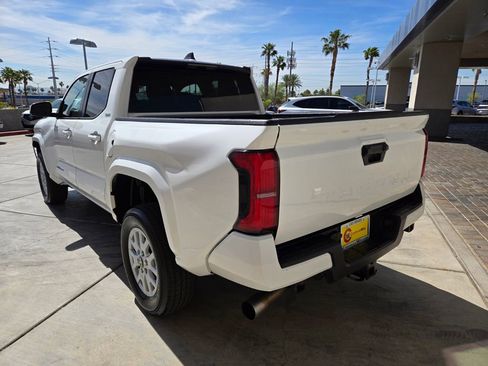 Used 2024 Toyota Tacoma SR5 RWD image 3