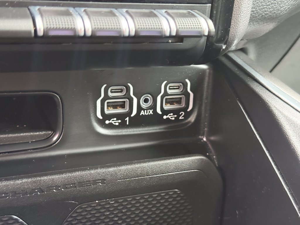Used 2023 RAM 1500 Laramie AWD/4WD image 35