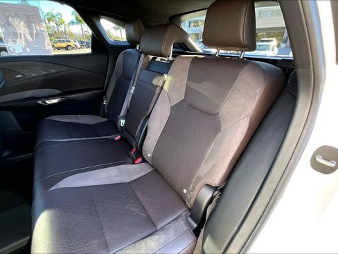 Used 2024 Lexus RX 450h Luxury w/ Convenience Package image 18