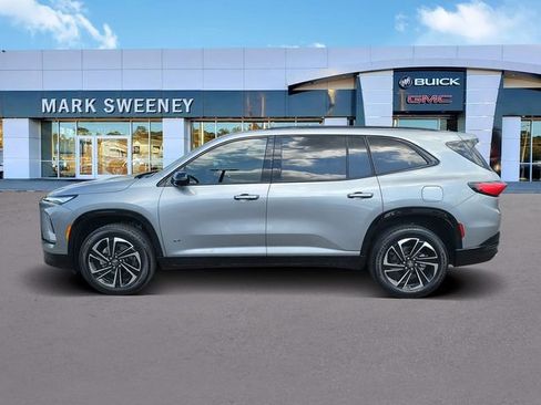 Used 2025 Buick Enclave Sport Touring w/ Power Package image 31