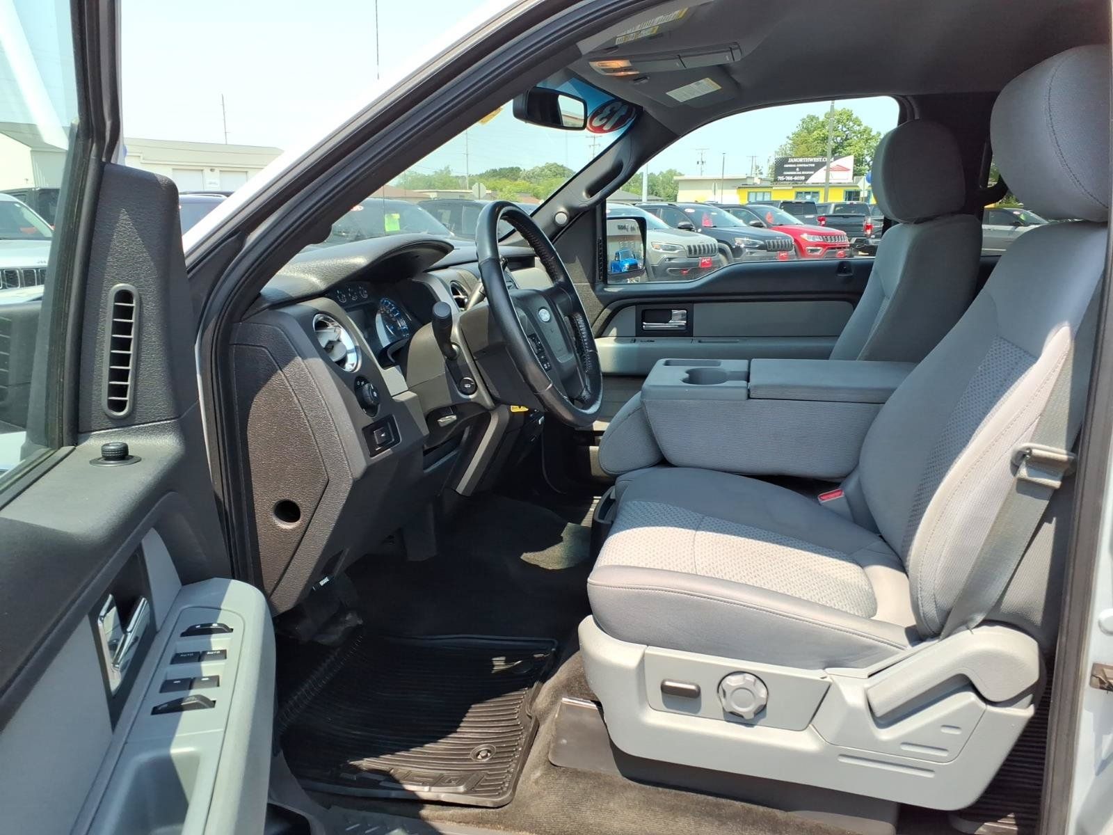 Used 2013 Ford F150 XLT w/ Luxury Equipment Group AWD/4WD image 10