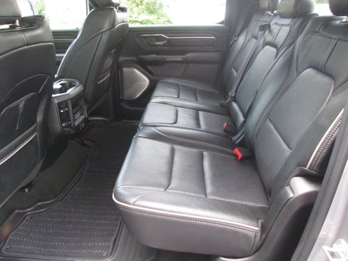 Used 2020 RAM 1500 Limited image 32
