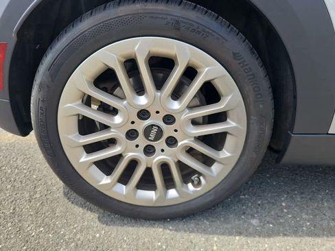 Certified 2025 MINI Cooper S image 34