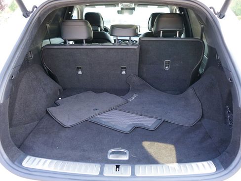 Used 2025 Genesis GV70 3.5T Sport w/ Sport Prestige Package image 13