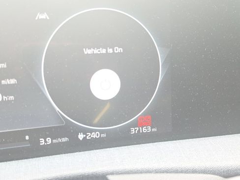 Used 2022 Kia EV6 Wind RWD image 4