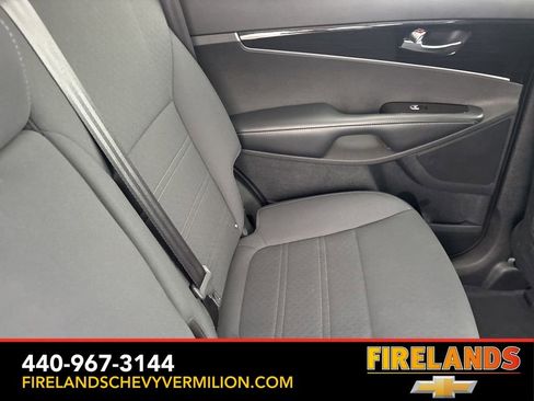 Used 2019 Kia Sorento LX w/ LX Convenience Package image 34