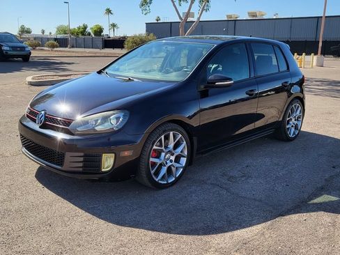 Used 2014 Volkswagen GTI Driver's Edition FWD image 4