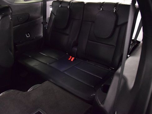 Used 2025 Ford Explorer ST-Line image 33