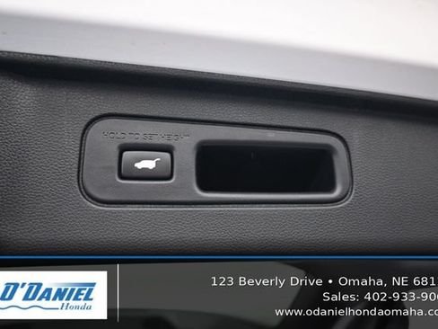Used 2025 Honda Pilot EX-L image 40