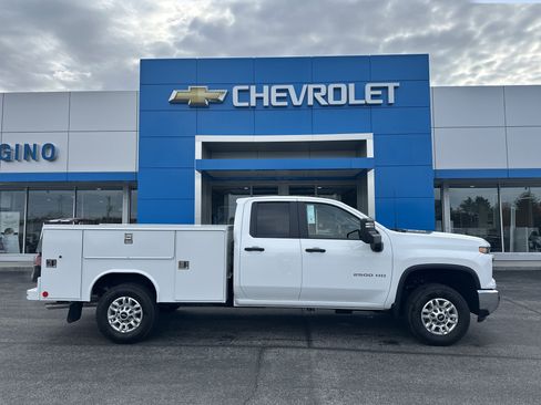 New 2026 Chevrolet Silverado 2500 W/T w/ WT Convenience Package AWD/4WD image 1