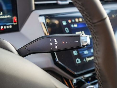 New 2027 Chevrolet Bolt RS w/ Technology Package FWD image 19
