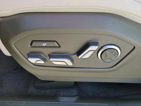 New 2025 Hyundai Santa Fe Calligraphy image 11