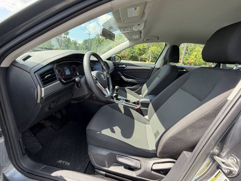 Used 2019 Volkswagen Jetta S w/ Driver Assistance Package FWD image 9