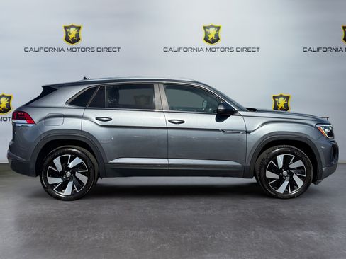 Used 2025 Volkswagen Atlas Cross Sport SE AWD/4WD image 6