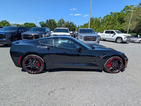 Used 2016 Chevrolet Corvette Stingray Coupe w/ 3LT Preferred Equipment Group RWD image 6