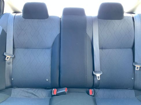 Used 2025 Nissan Versa SV image 36