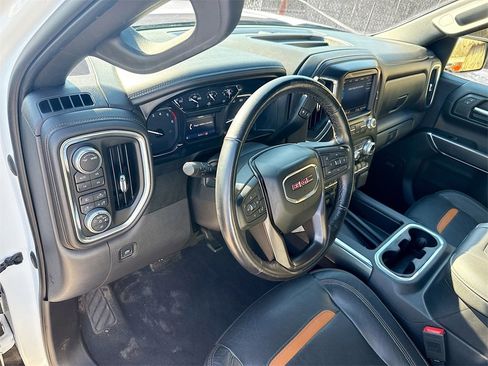 Used 2020 GMC Sierra 1500 AT4 w/ AT4 Premium Package image 10
