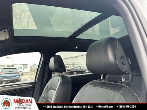Certified 2024 Volkswagen Tiguan SEL R-Line AWD/4WD image 24