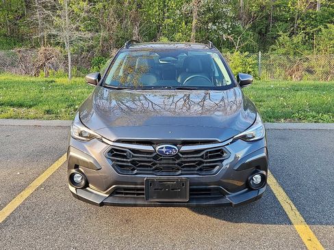 Used 2024 Subaru Crosstrek 2.5i Limited AWD/4WD image 2