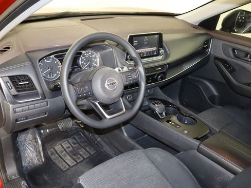Used 2021 Nissan Rogue S FWD image 24